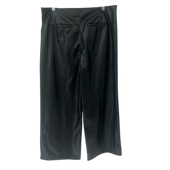 Bagatelle Womens Black Faux Leather High Rise Wide Leg Crop Pants Large - Picture 3 of 9